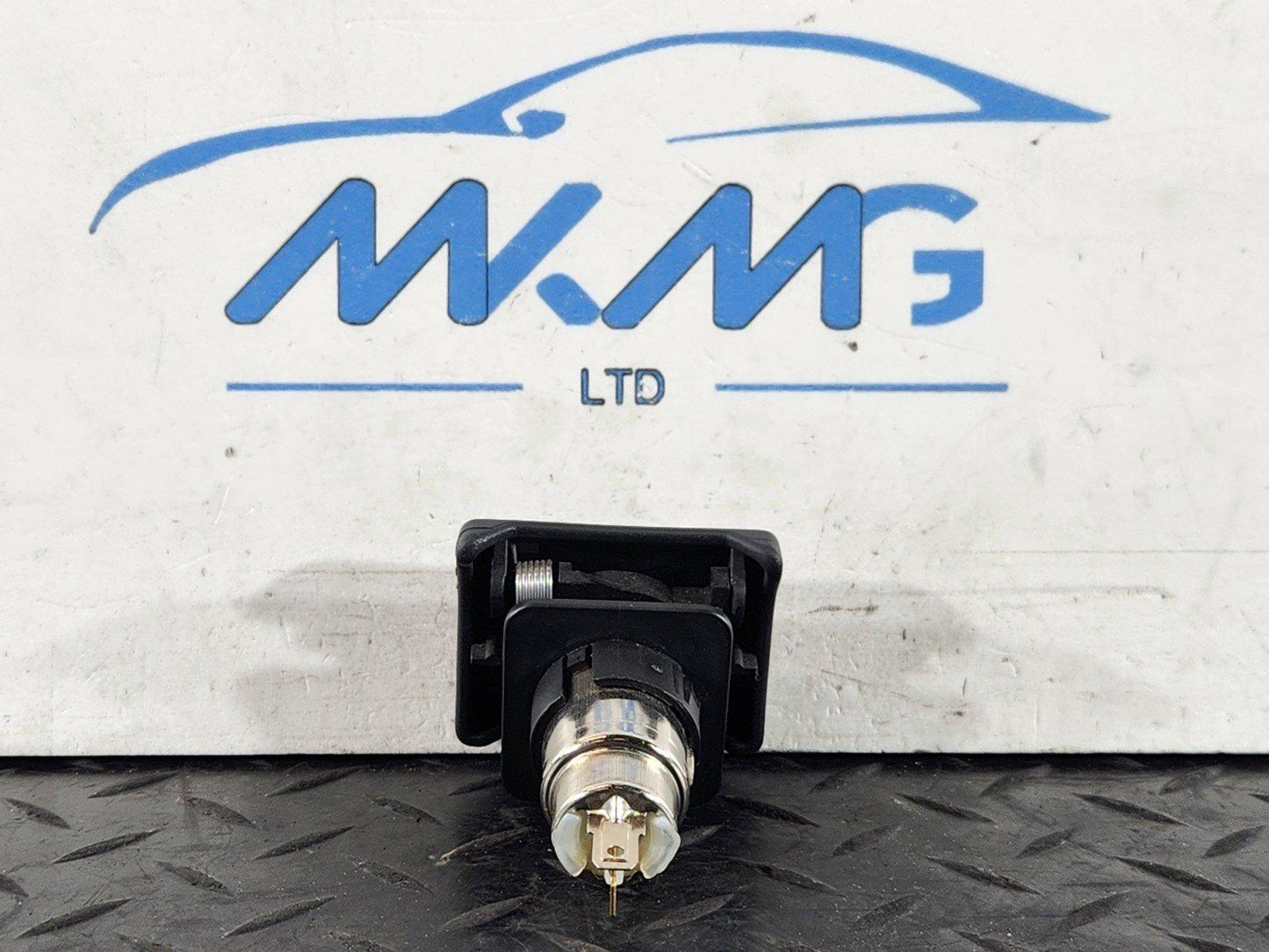 13-23 RANGE ROVER SPORT L494 POWER PORT SOCKET OUTLET CPLA15K040DA