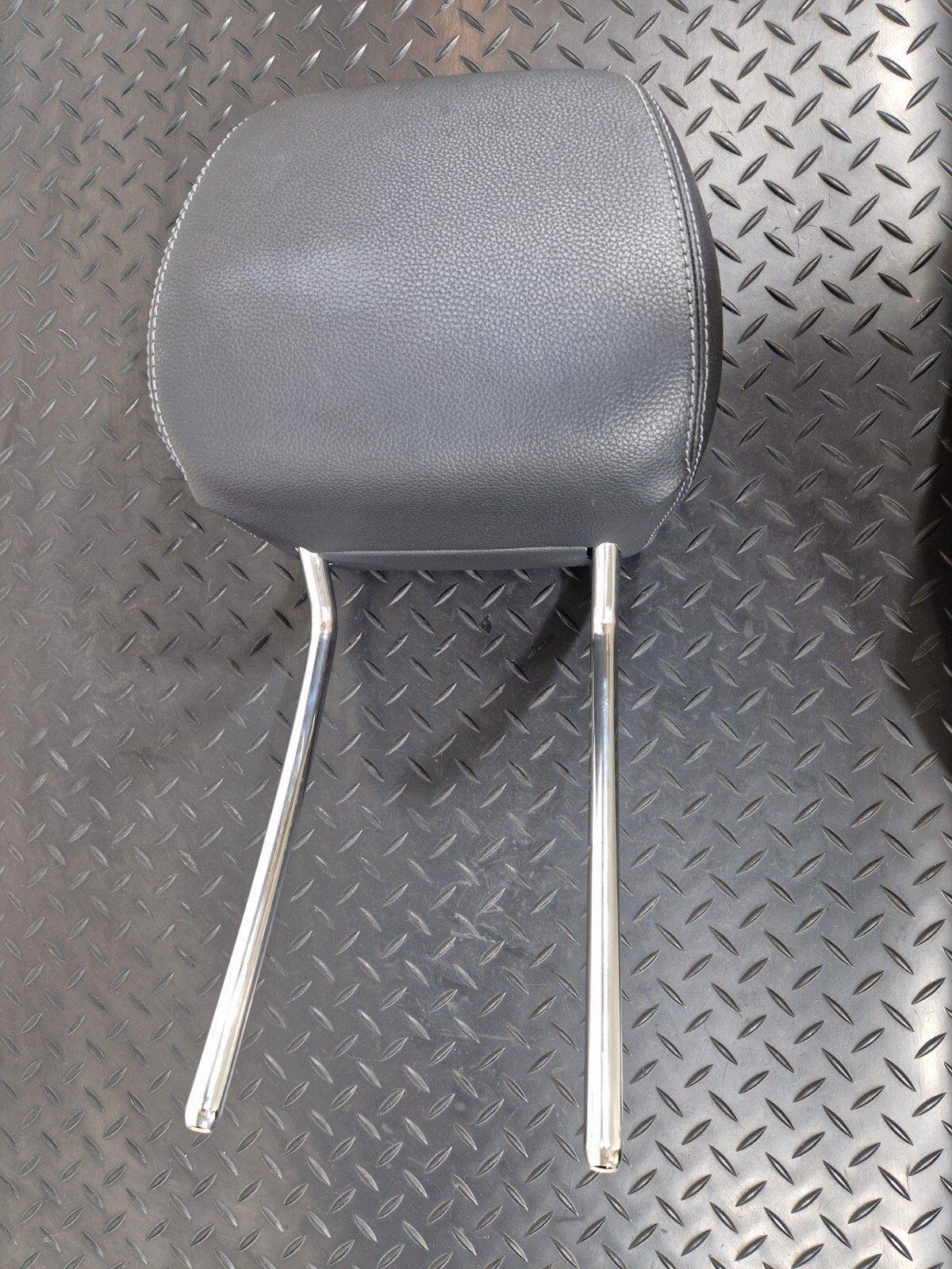 14-20 MERCEDES BENZ GLA200 X156 GENUINE FRONT SEAT HEADREST FITS LEFT & RIGHT