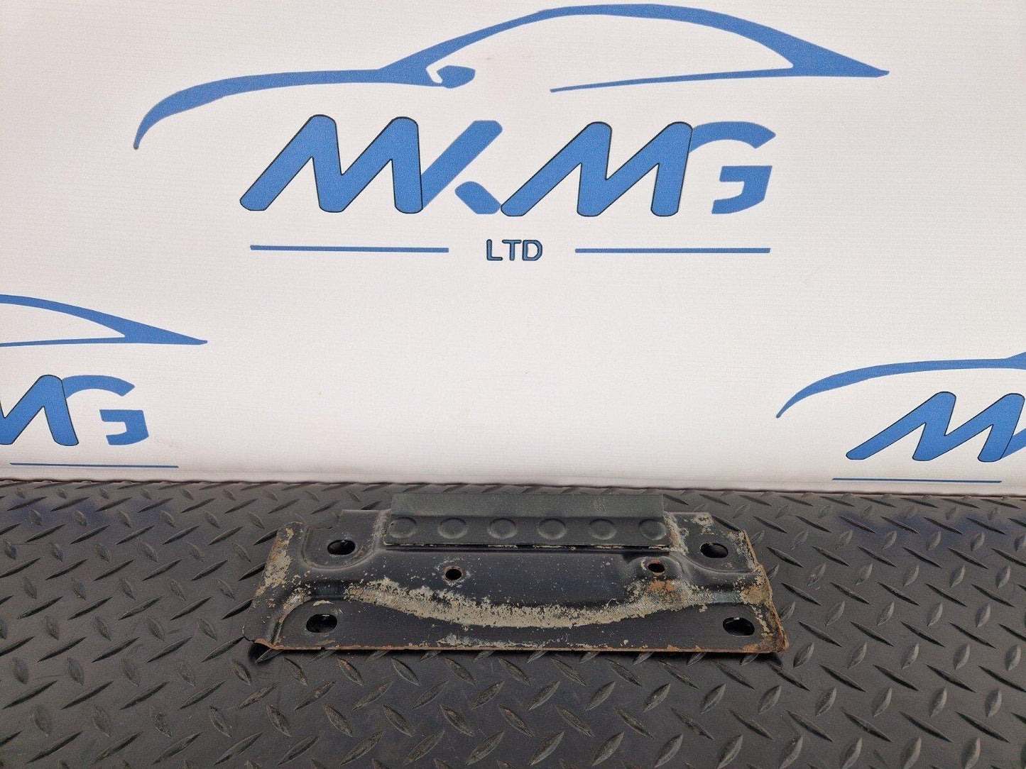 16-23 AUDI S5 COUPE MUFFLER MOUNT BRACKET PLATE 8W0803183A