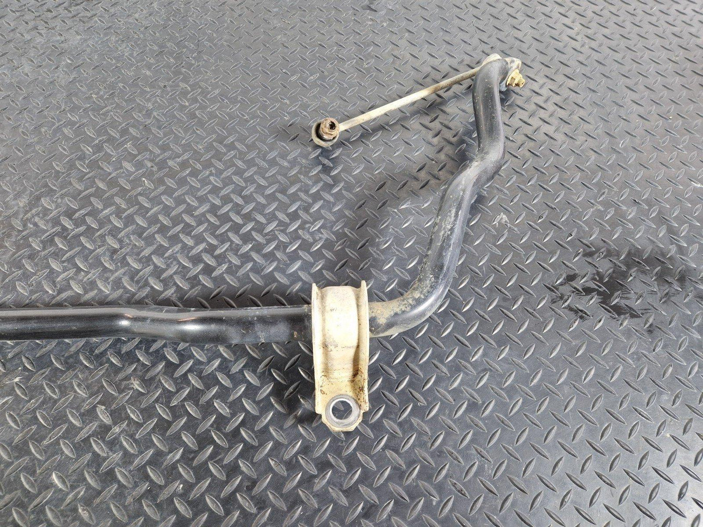18-ON MERCEDES BENZ SPRINTER W907 W910 FRONT ANTI ROLL SWAY BAR A9103230300