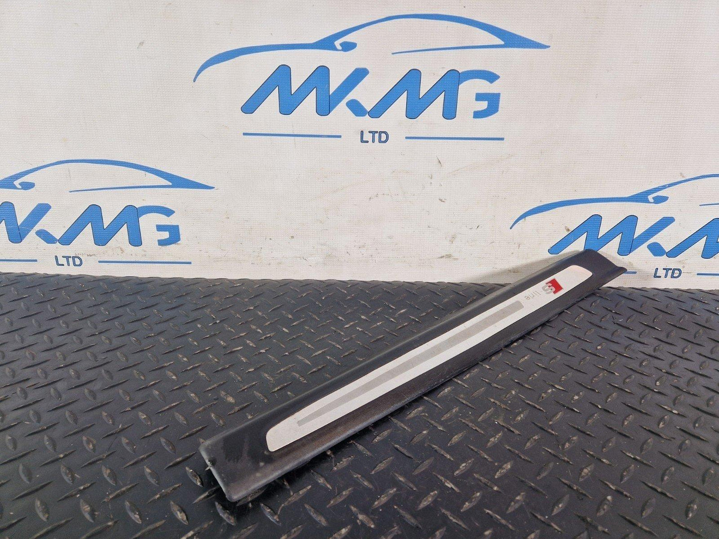 10-15 AUDI Q7 4L GENUINE FRONT RIGHT DRIVER O/S DOOR SILL TRIM STRIP 4L0853374E