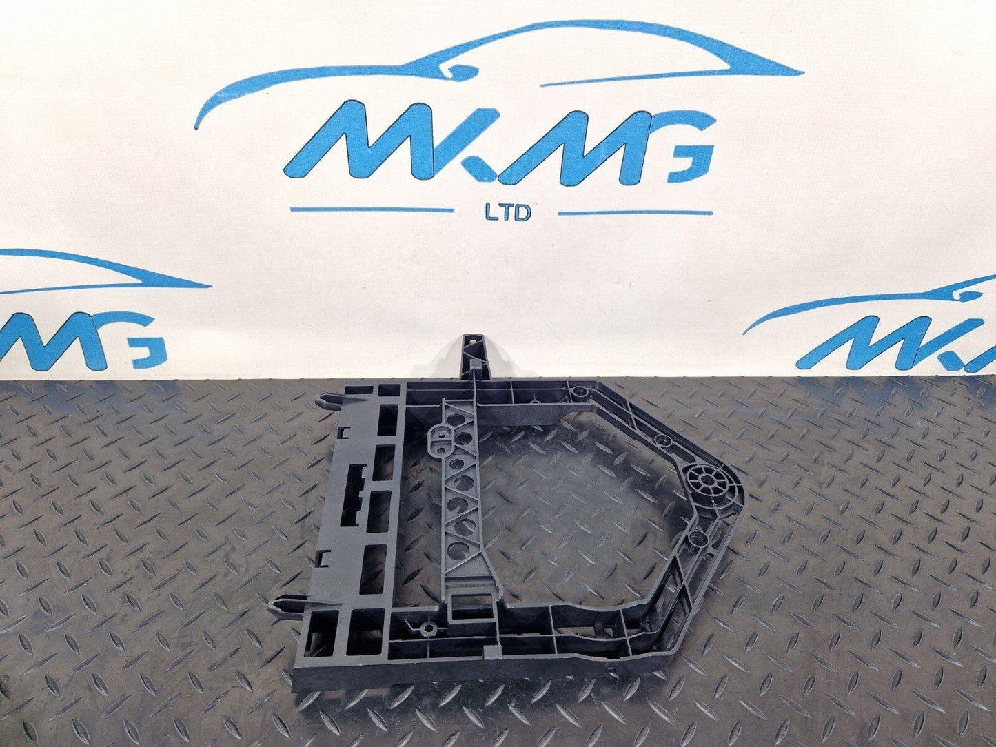 14-21 MERCEDES BENZ C200 W205 OEM REAR CONTROL MODULE BRACKET MOUNT A2055456000