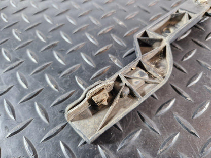 10-18 VW TOUAREG 7P GENUINE REAR BUMPER ADAPTER 7P6802657