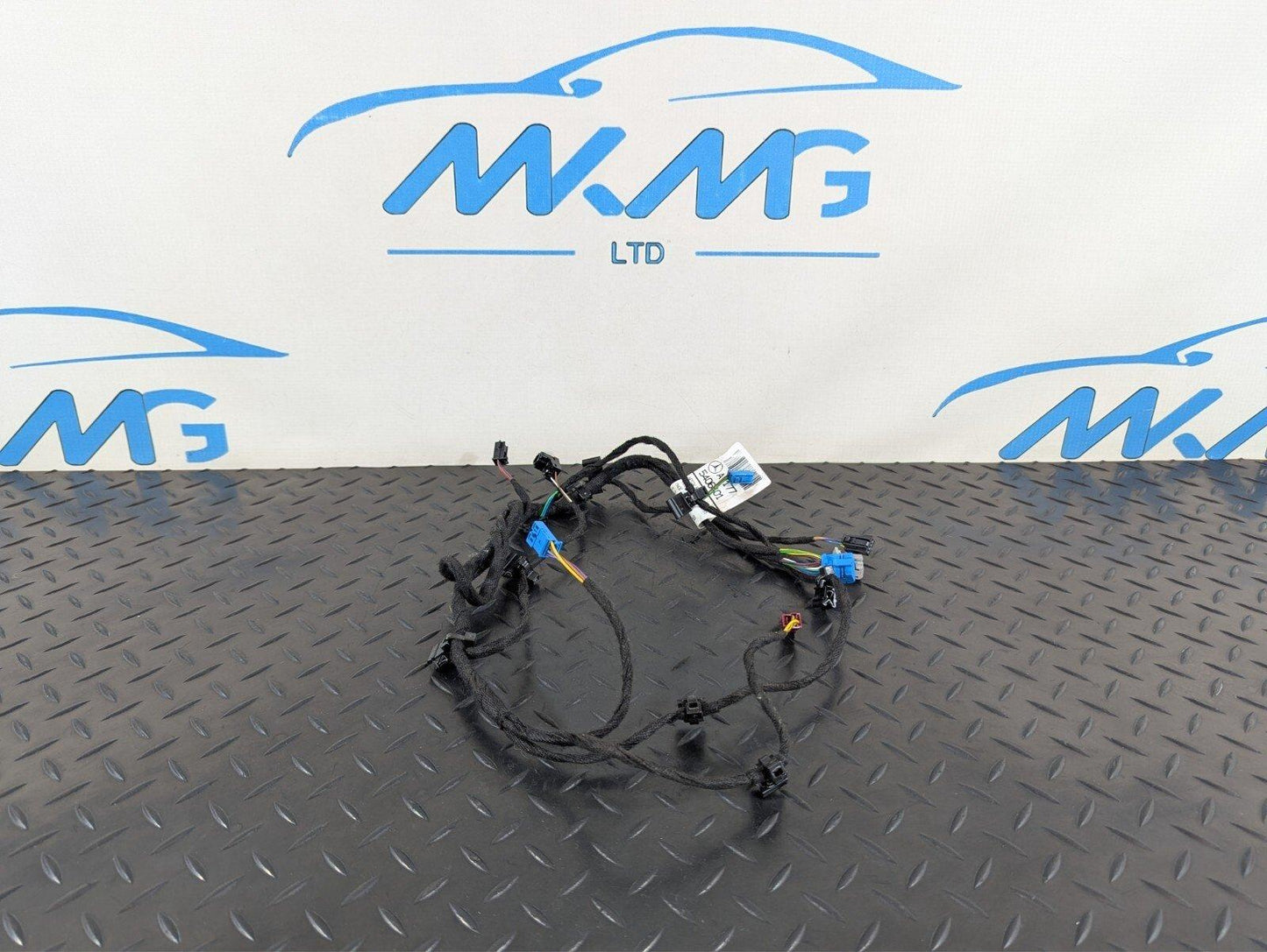 18-ON MERCEDES BENZ A CLASS W177 FRONT RIGHT O/S DOOR WIRING LOOM A1775406401