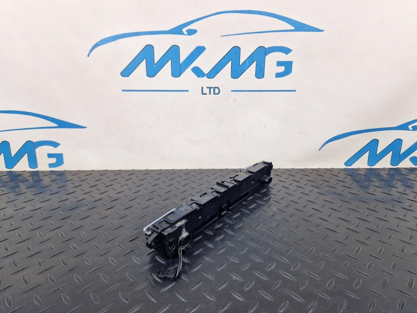 12-18 BMW 3 SERIES F30 F31 CD RADIO PLAYER CONTROL SWITCH UNIT PANEL 6814187