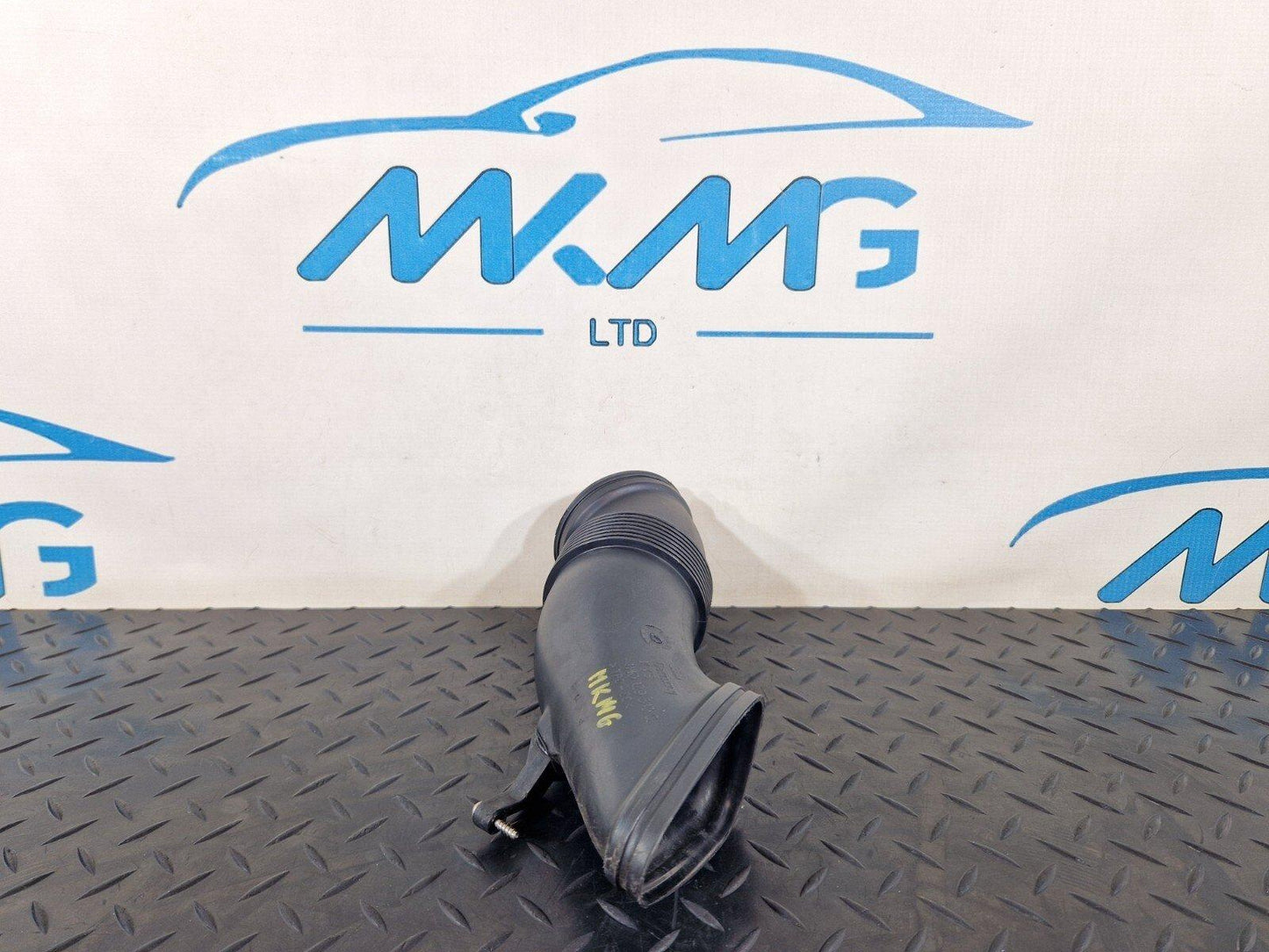 10-17 AUDI A8 4H FRONT RIGHT O/S AIR INTAKE MANIFOLD DUCT PIPE 4H0129510C