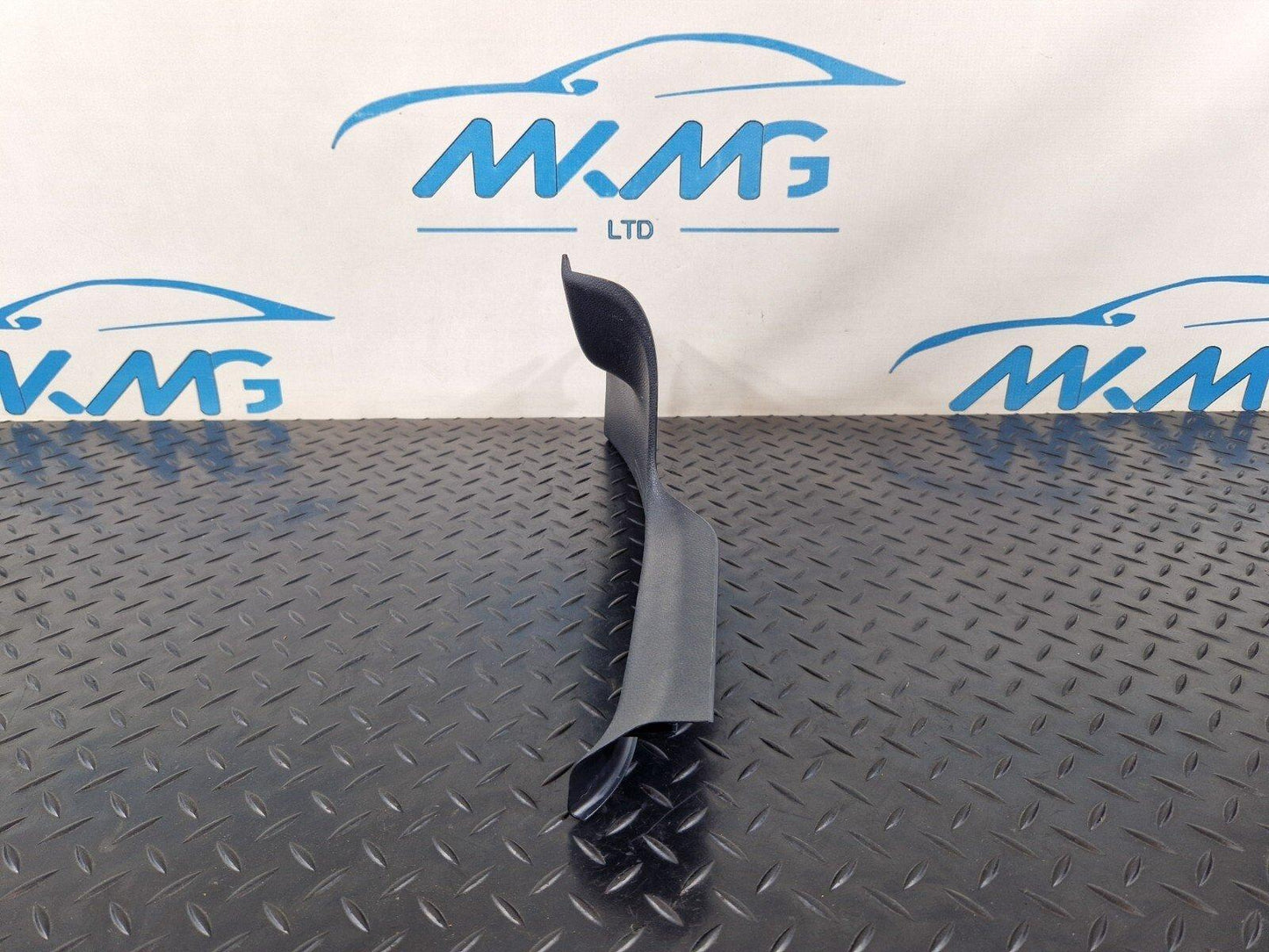 14-21 MERCEDES BENZ C300 W205 REAR RIGHT SIDE INNER SILL COVER PANEL A2056860336