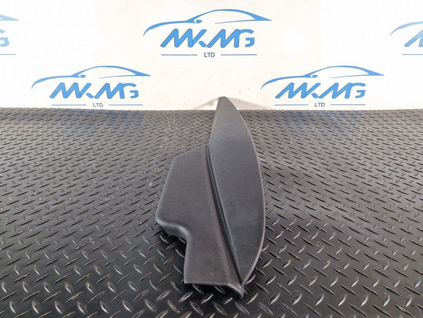 11-18 BMW 6 SERIES F13 CENTER CONSOLE RIGHT SIDE O/S TRIM PANEL 9228822 9197157