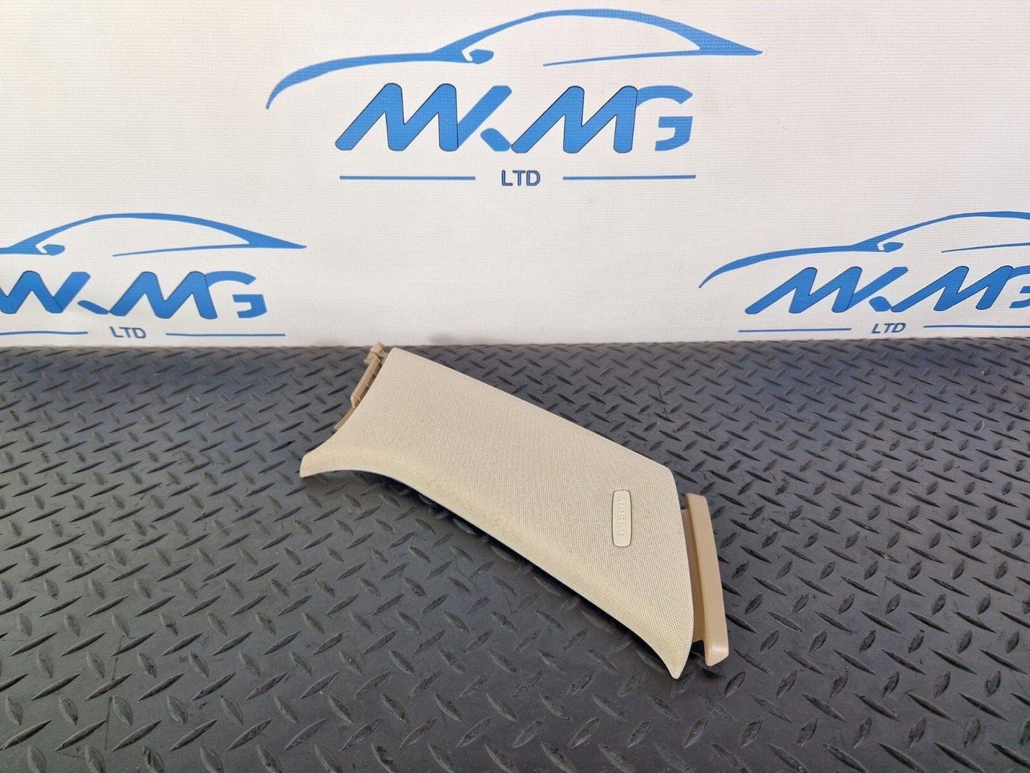 14-21 MERCEDES BENZ W205 ESTATE  REAR C-PILLAR TRIM PANEL LEFT SIDE A2056904704