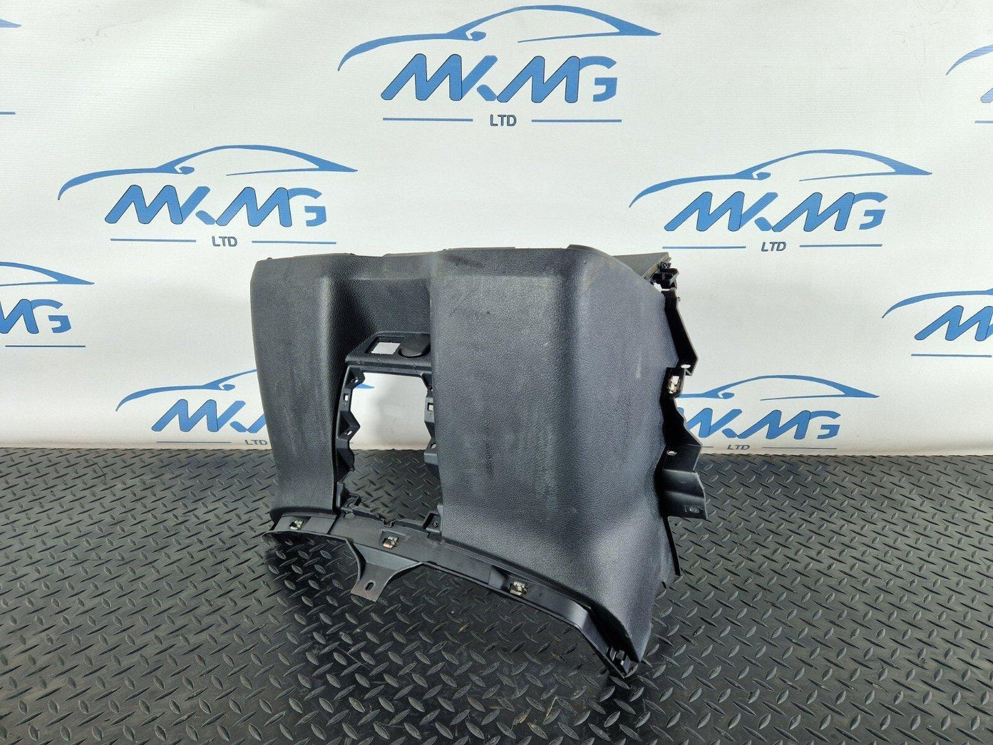 18-ON MERCEDES BENZ SPRINTER W907 DASHBOARD CENTER TRIM PANEL A9106892100