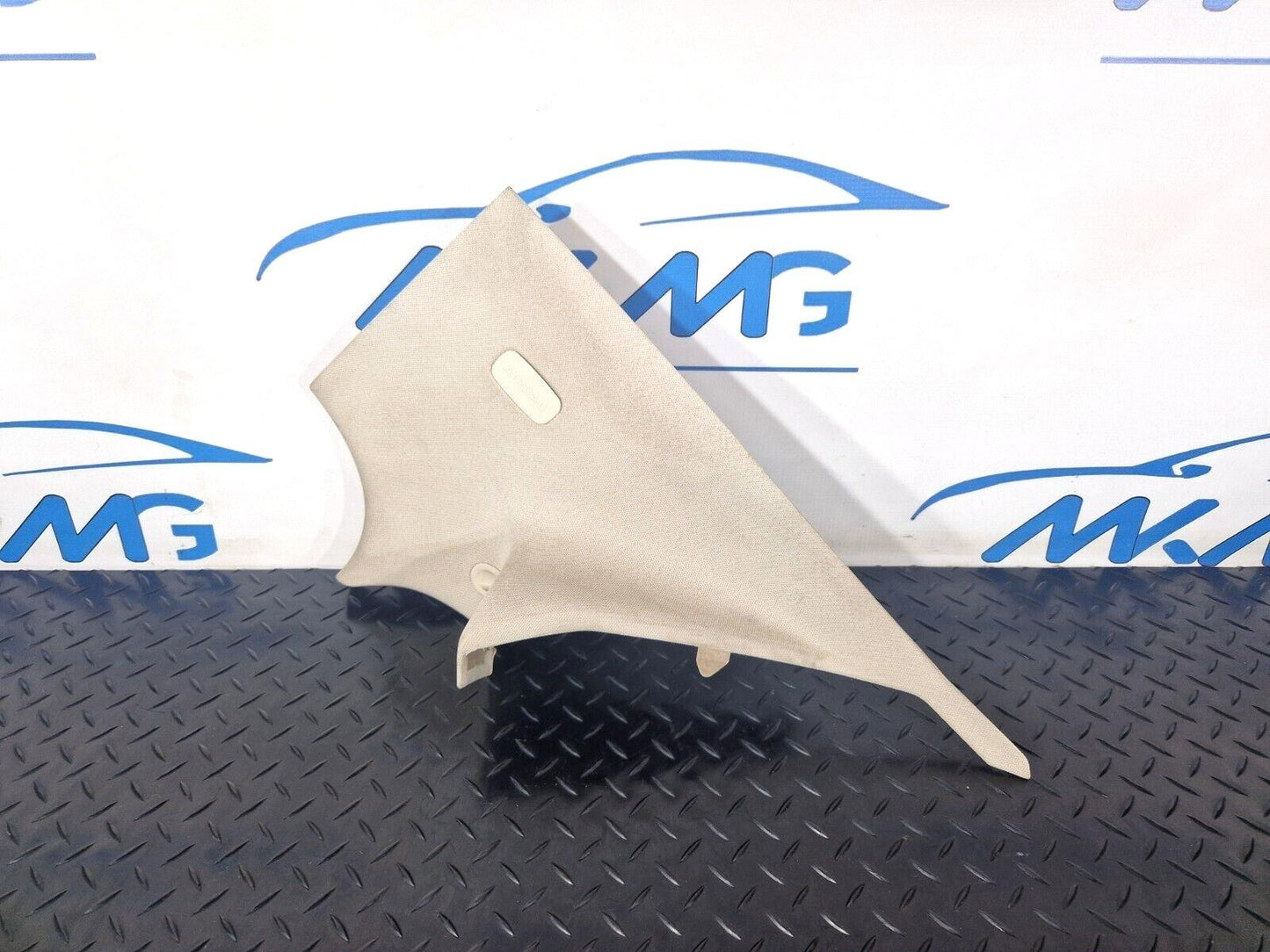 14-21 MERCEDES BENZ C CLASS SALOON W205 O/S/R C-PILLAR TRIM COVER A2056907804