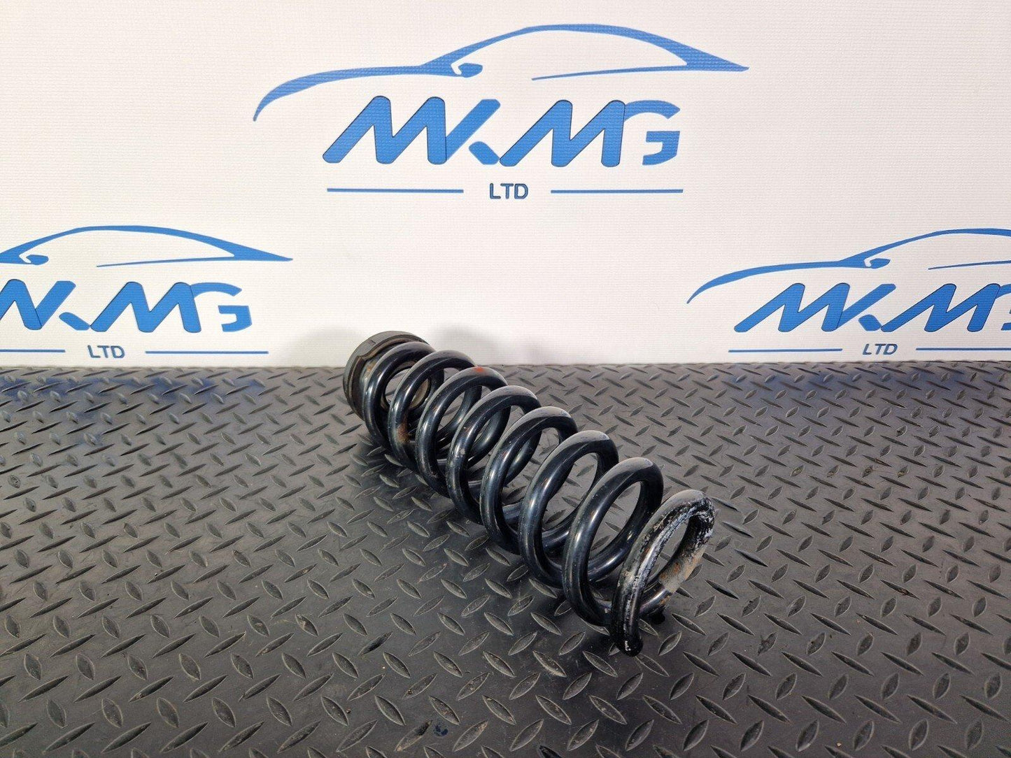 14-21 MERCEDES BENZ C220d W205 REAR SPRING COIL LEFT & RIGHT A2053280337