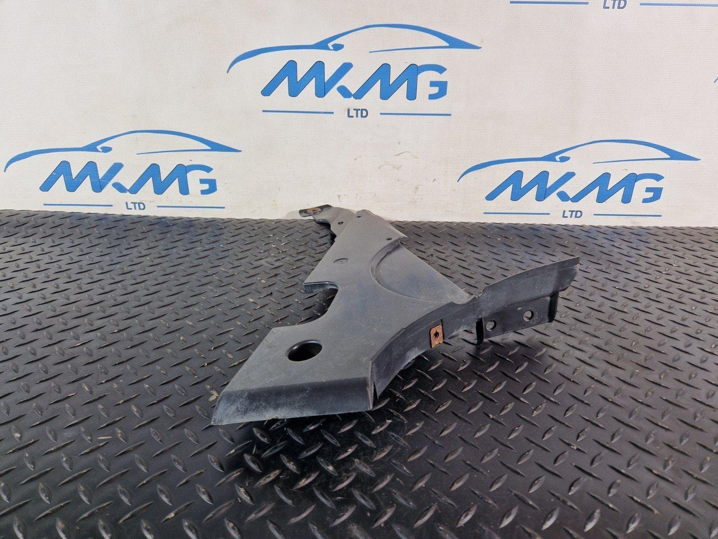11-18 BMW 6 SERIES F13 FUEL TANK UNDERBODY COVER LEFT SIDE 7224467