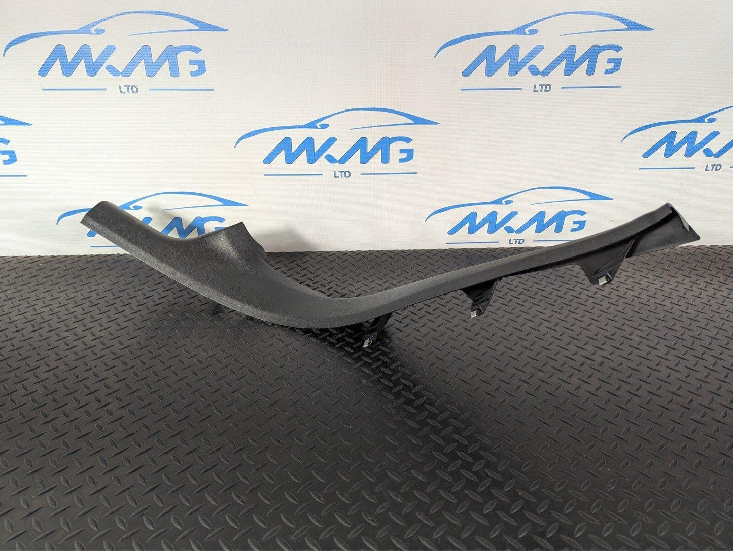 16-19 AUDI A4 B9 GENUINE REAR LEFT INTERIOR SILL PLATE TRIM 8W0867767A