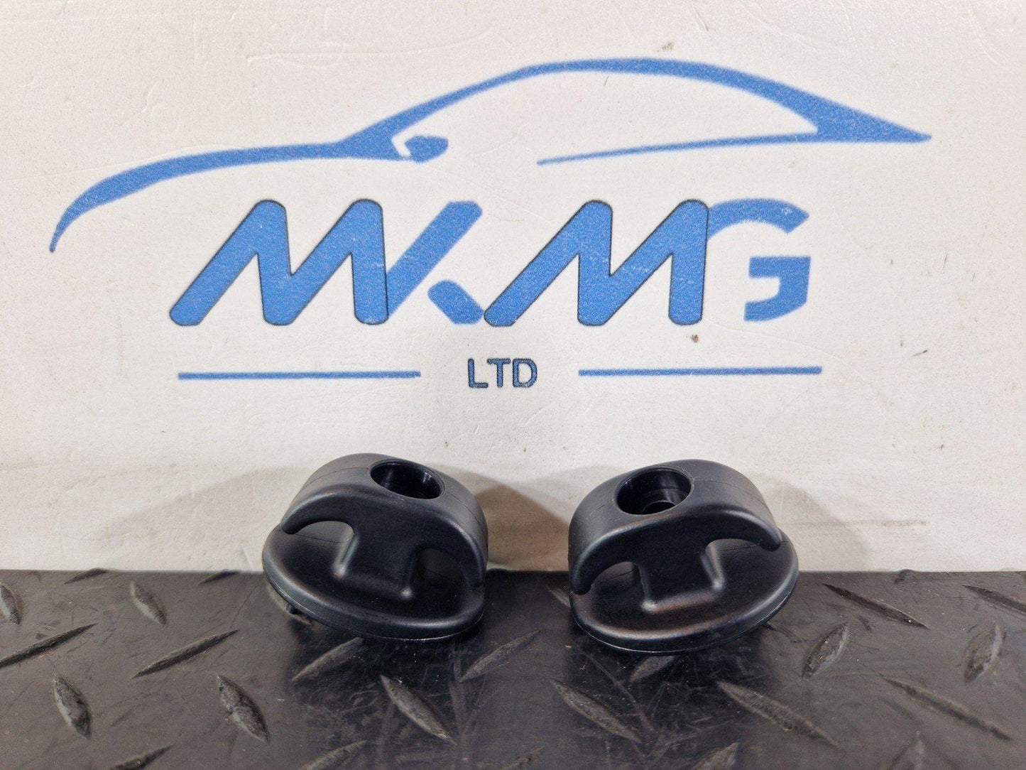11-19 MERCEDES BENZ ML W166 REAR BOOT HOOK BAG HANGER A1648100240