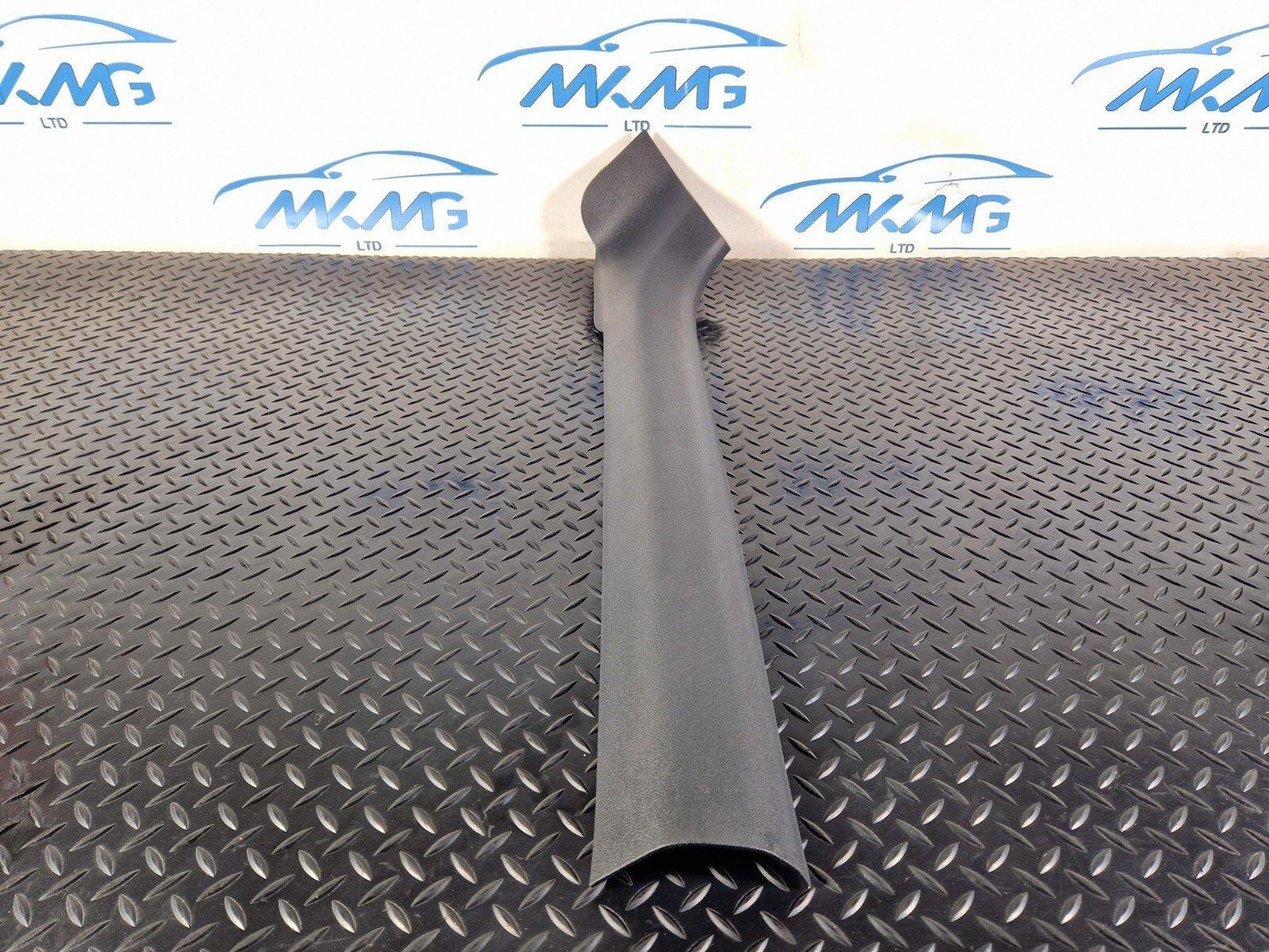 16-24 AUDI A5 F5 CONVERTIBLE LEFT DOOR SILL COVER 8W7853905A