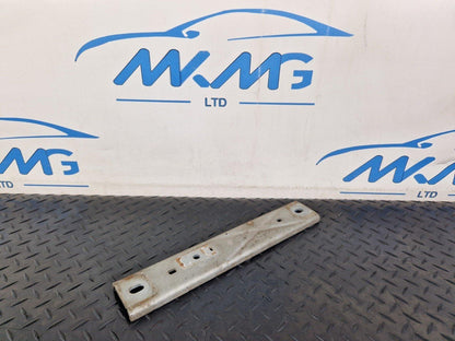 19-ON MERCEDES BENZ B CLASS W247 GENUINE EXHAUST HOLDER BRACKET A2474921400