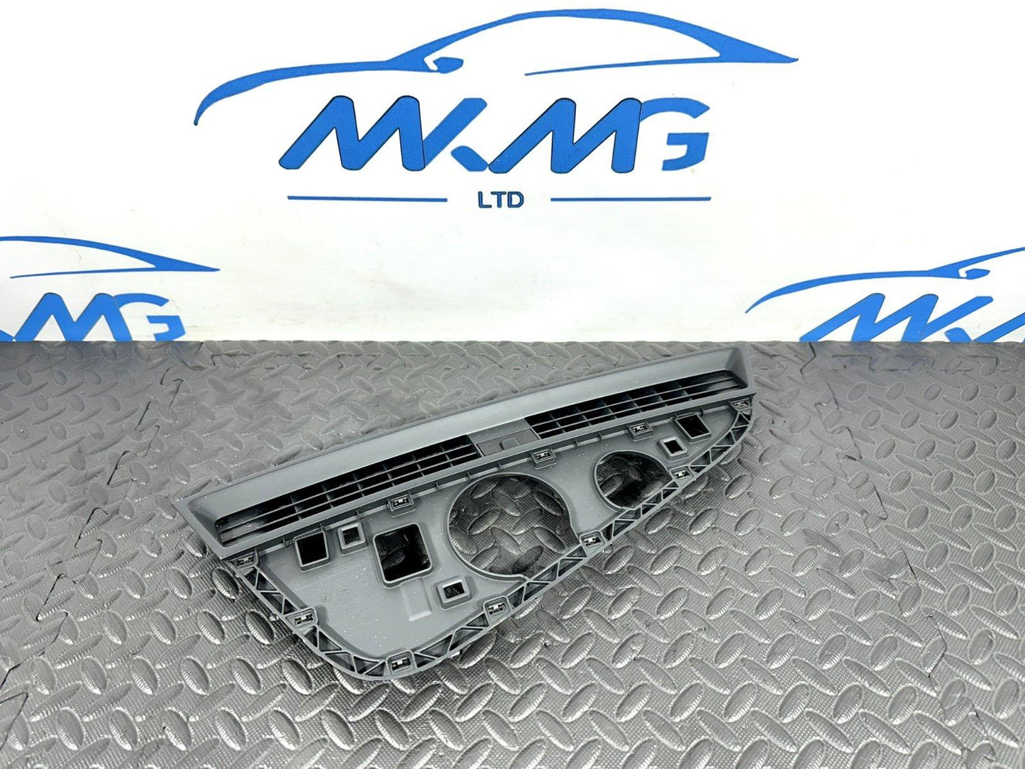 16-19 AUDI A4 B9 AVANT GENUINE DASHBOARD TRIM COVER 8W2819635