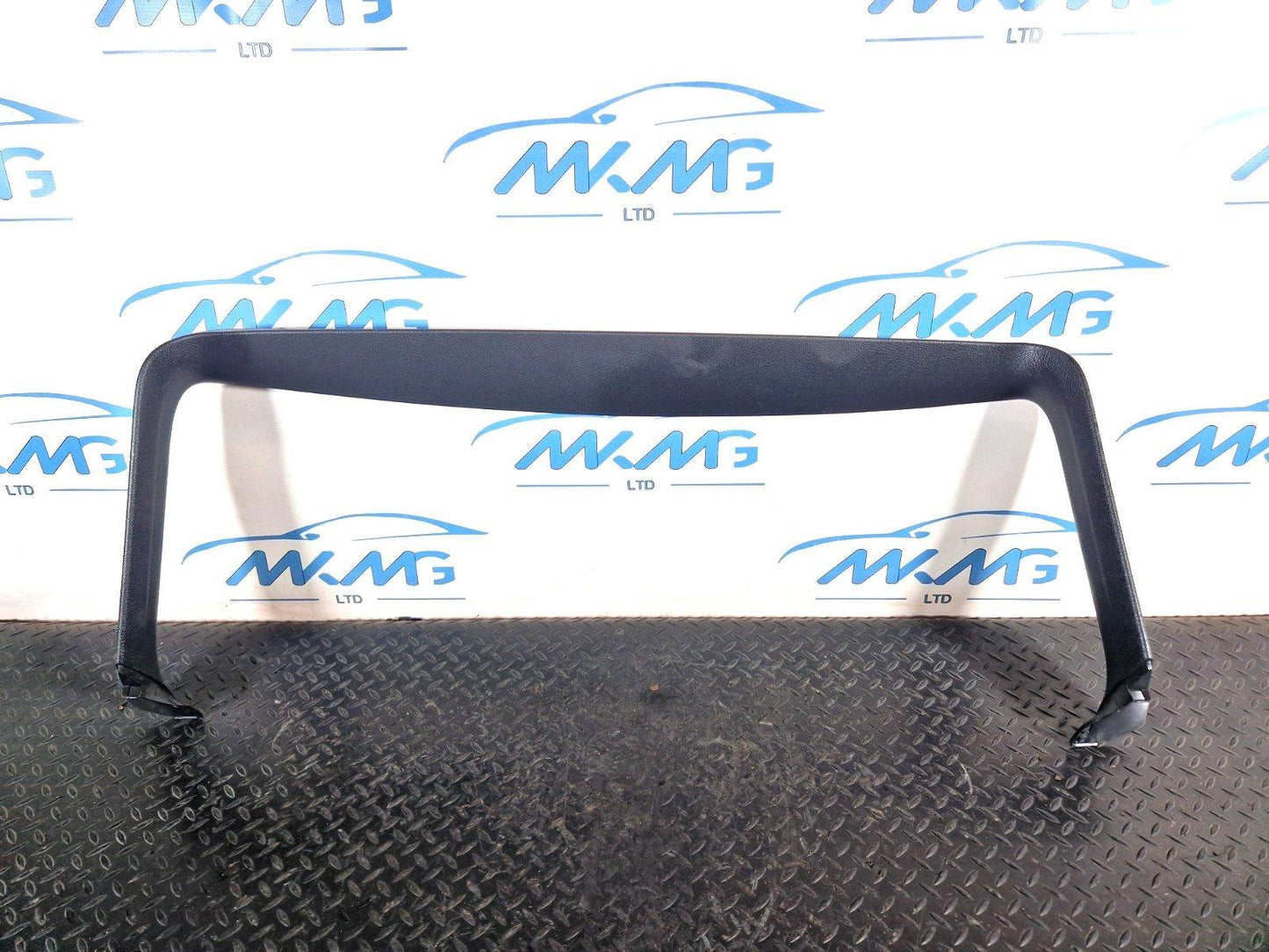10-18 VW TOUAREG 7P GENUINE UPPER BOOT LID TRIM 7P6867603