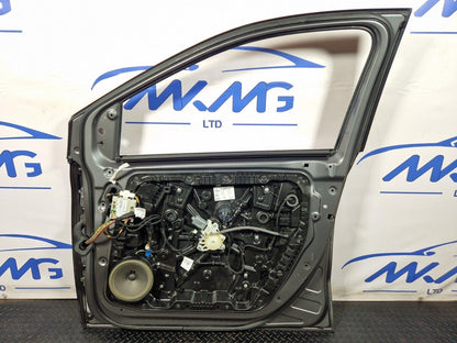 19-ON MERCEDES BENZ B CLASS W247 FRONT RIGHT O/S DRIVER COMPLETE DOOR IN GREY