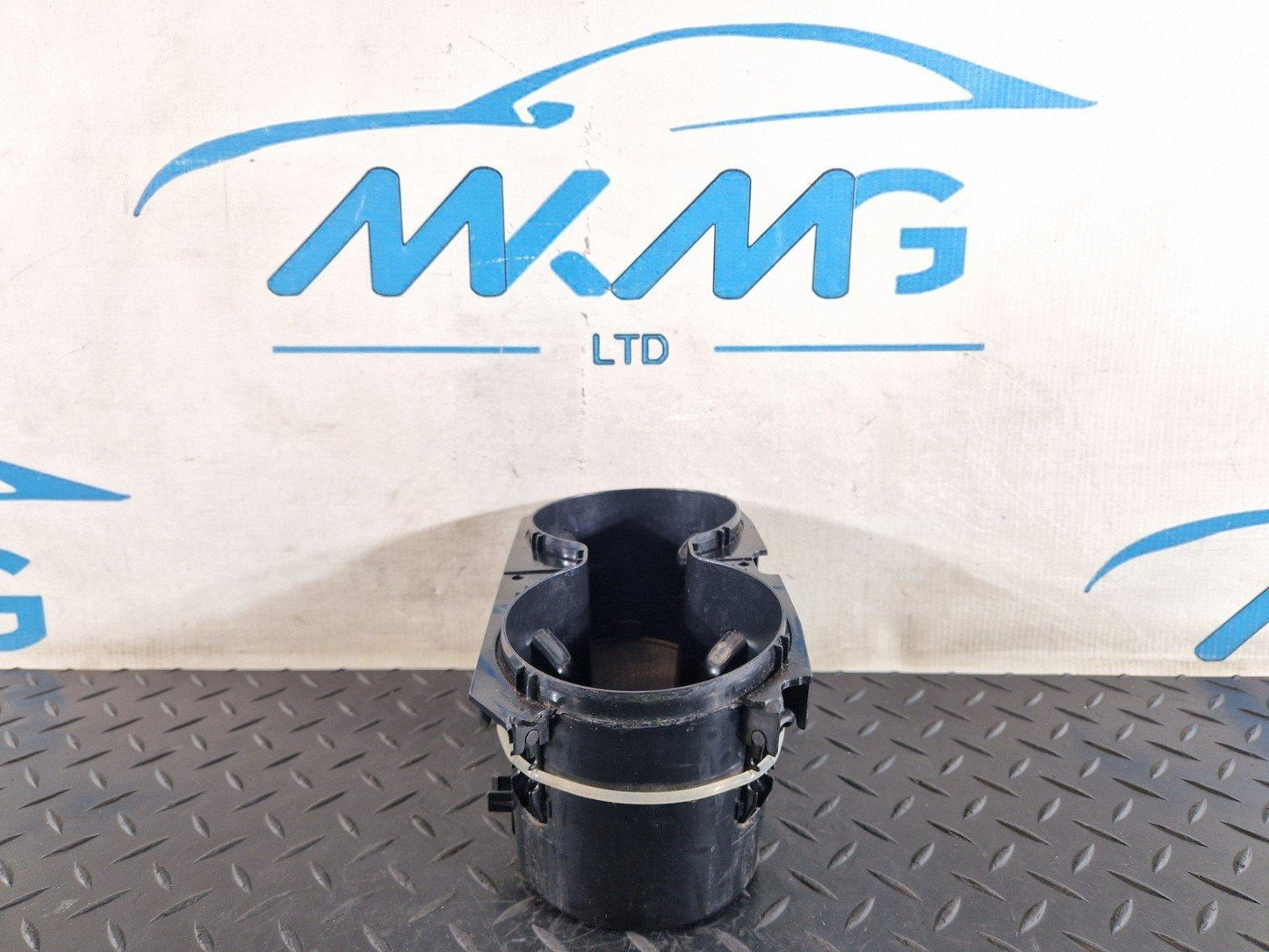 10-18 VW TOUAREG 7P GENUINE CENTRE CONSOLE TWIN CUP HOLDER 7P6858602