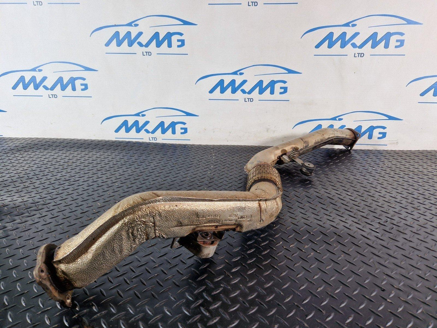 16-19 AUDI A4 B9 2.0TDI GENUINE EXHAUST FLEXI DOWN PIPE 8W0253300AN