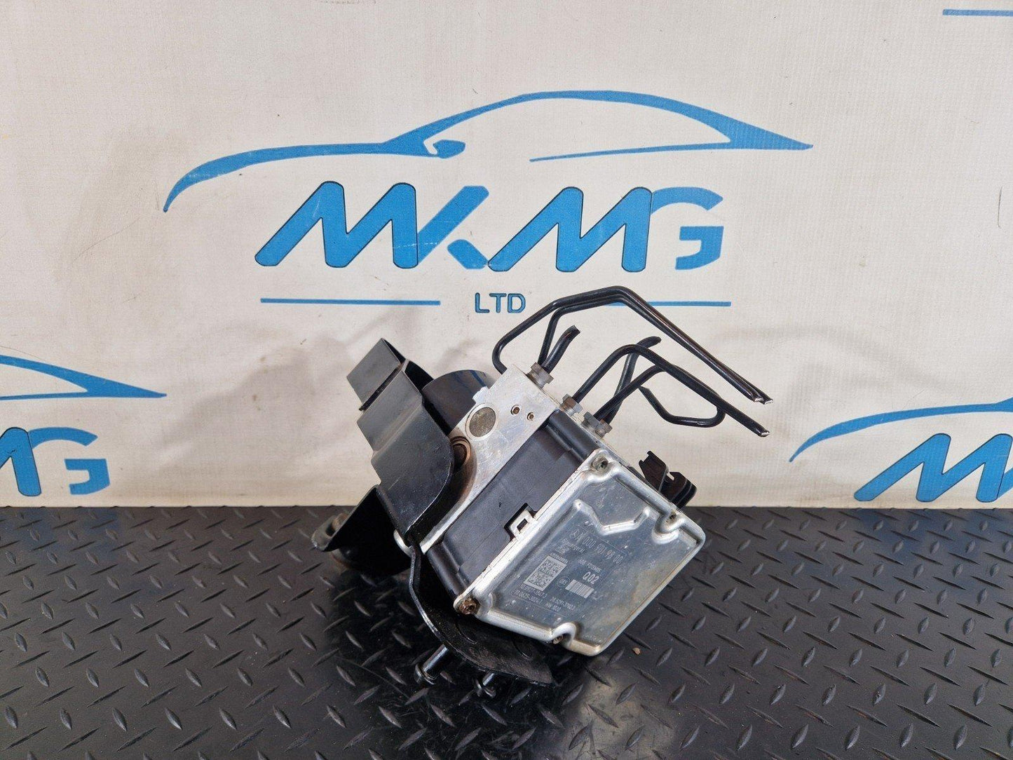 16-19 MERCEDES BENZ GLE W166 GENUINE ABS PUMP A0009019800
