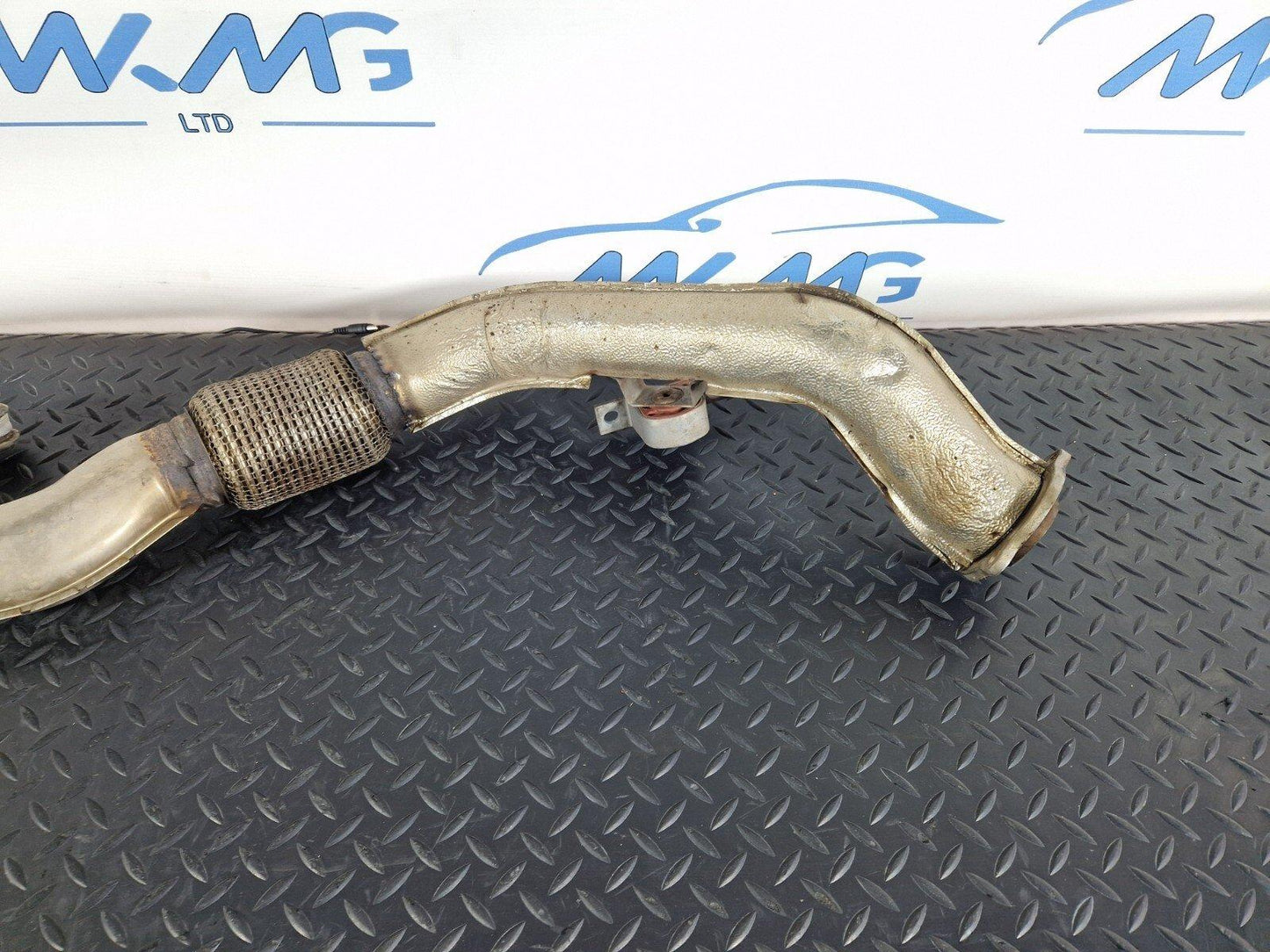 16-19 AUDI A4 B9 EXHAUST FLEXIBLE PIPE 8W0253300AM