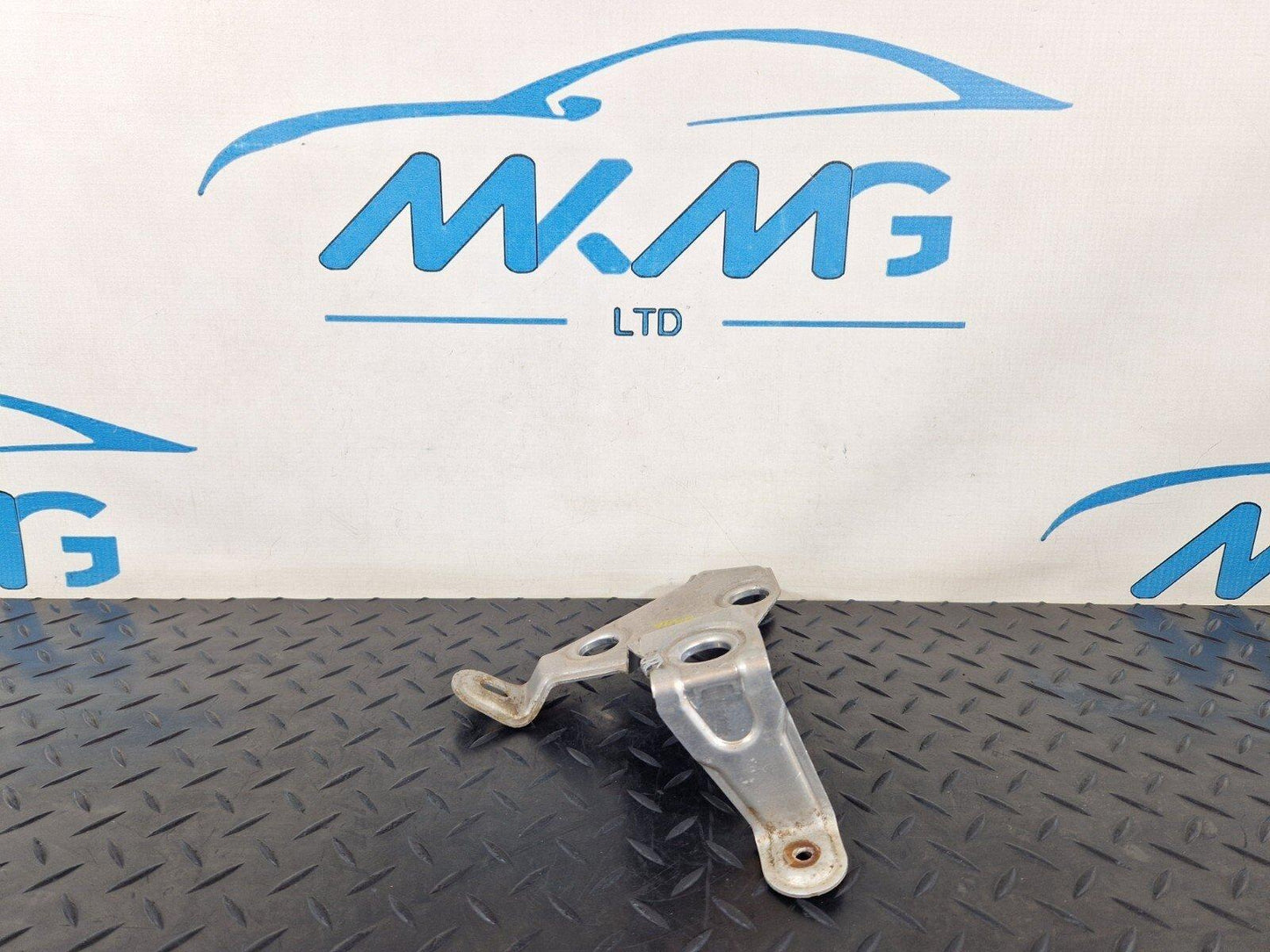 10-17 AUDI A8 4H ABS PUMP MOUNT BRACKET HOLDER 4H2614125