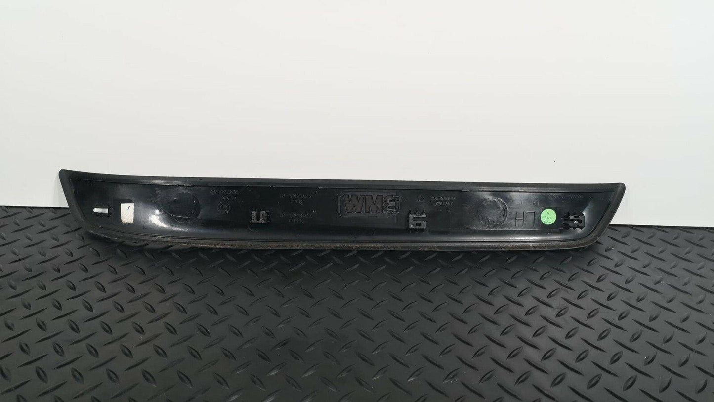 BMW X1 E84 GENUINE PASSENGER LEFT SIDE FRONT KICK PLATE TRIM 7318567