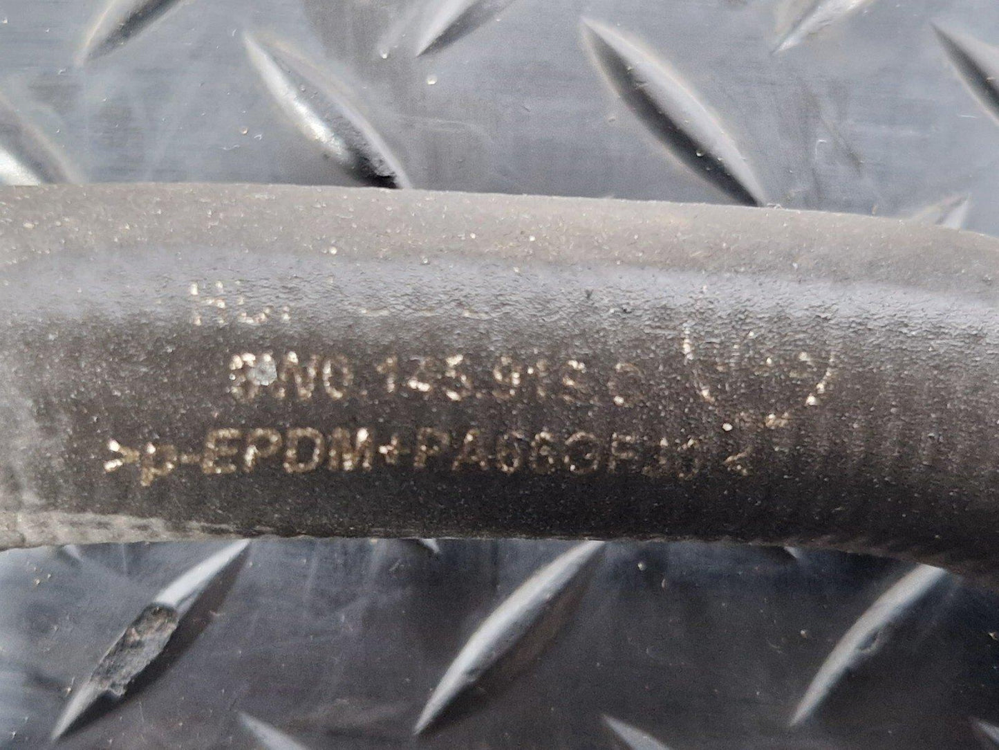 16-19 AUDI A4 B9 GENUINE WATER COOLANT HOSE PIPE 8W0145919C