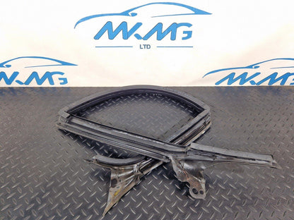 10-18 AUDI A7 4G S-LINE REAR RIGHT DOOR UPPER RUBBER WEATHER SEAL 4G8845696