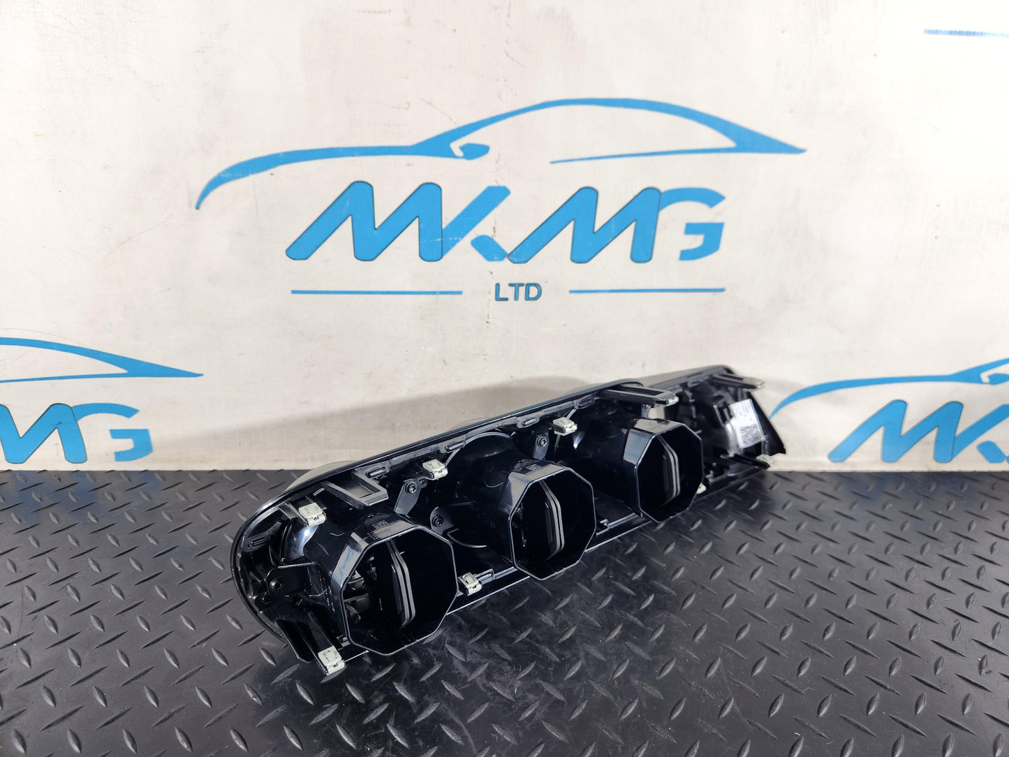 2019 Mercedes-Benz B200d B-Class W247 Centre Dashboard Vents & Trim a2476806002