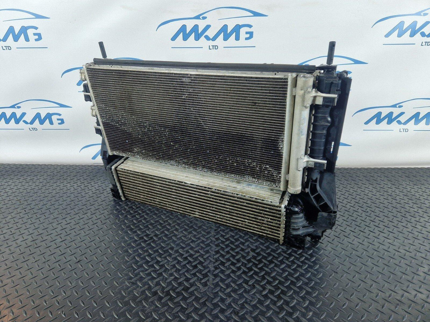 14-21 BMW 2 SERIES F45 F46 218D GENUINE COOLANT RADIATOR & FAN 7617630 7617608