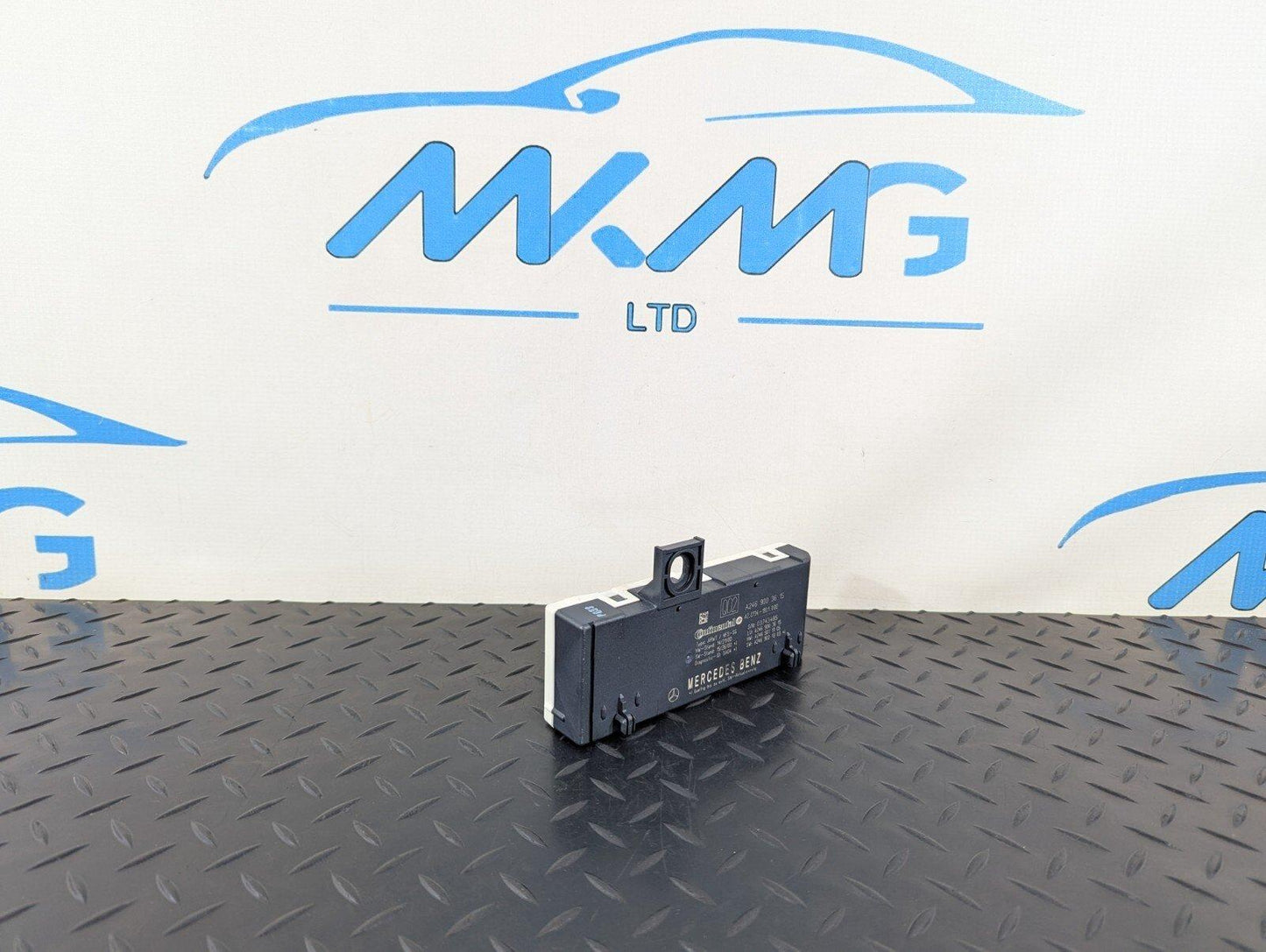 14-19 MERCEDES BENZ GLA X156 OEM TAILGATE LIFT CONTROL MODULE A2469003615