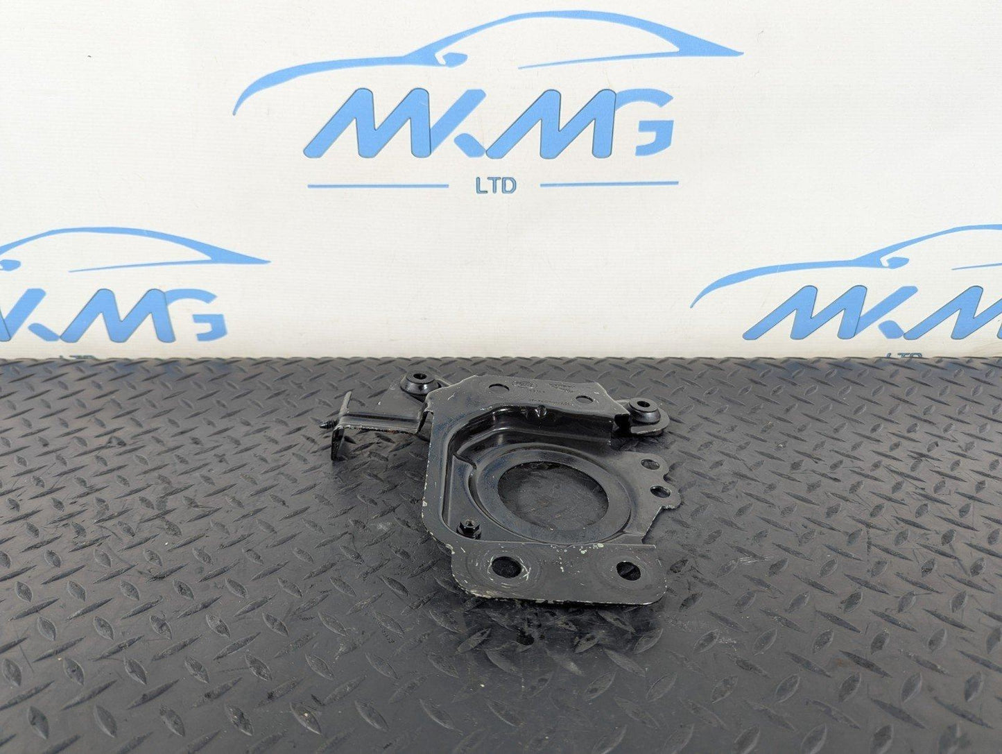 14-19 LAND ROVER L550 DISCOVERY SPORT OEM AIR FILTER BOX BRACKET GJ32R6K034AC
