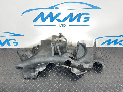 14-21 MERCEDES BENZ C300h W205 LEFT CENTER NOISE CAPSULE A2135244000