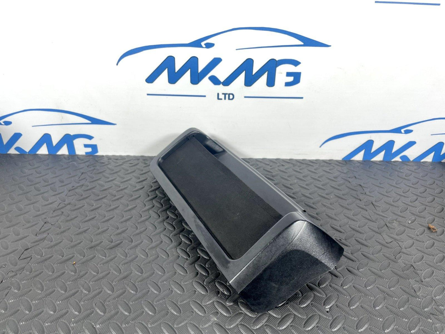 14-21 BMW 2 SERIES GRAN TOURER F45 F46 REAR LEFT MIDDLE SEAT POCKET 7360295