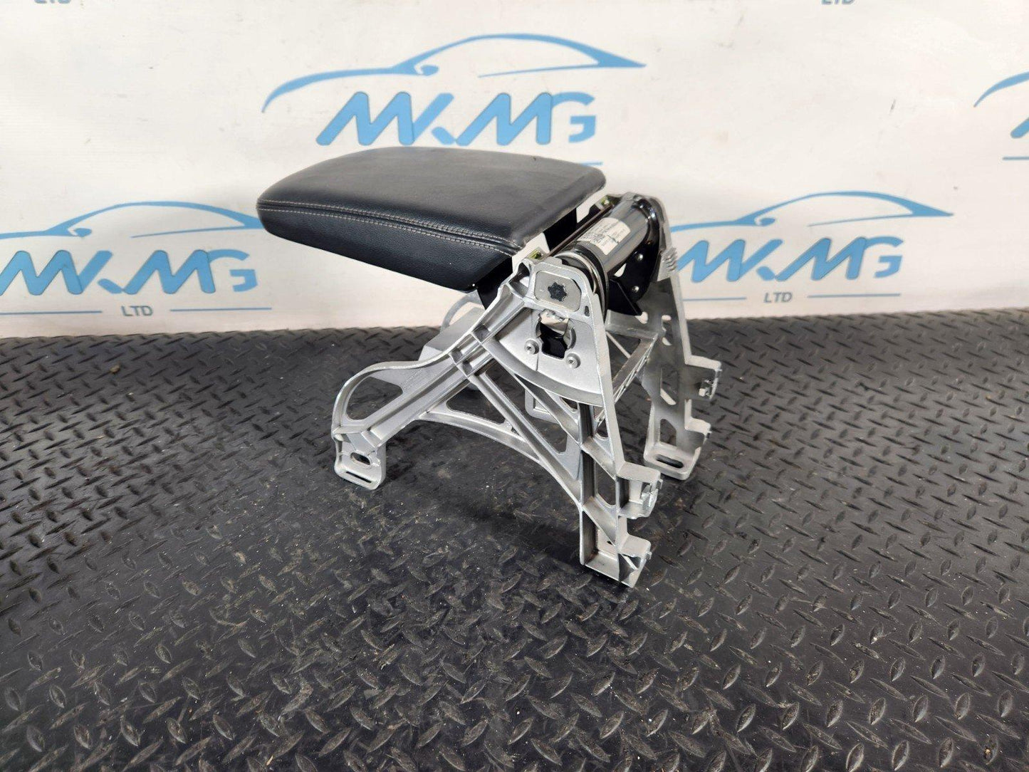 AUDI A5 F5 GENUINE CENTRE CONSOLE ARM REST 8W0864283A