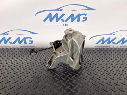 16-19 AUDI A4 B9 GENUINE LEFT N/S ENGINE MOUNT BRACKET 4M0199307AD