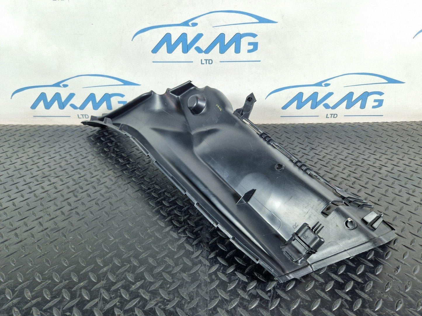 13-19 MERCEDES BENZ CLA C117 DRIVER SIDE REAR PILLAR DOOR TRIM A1176901225