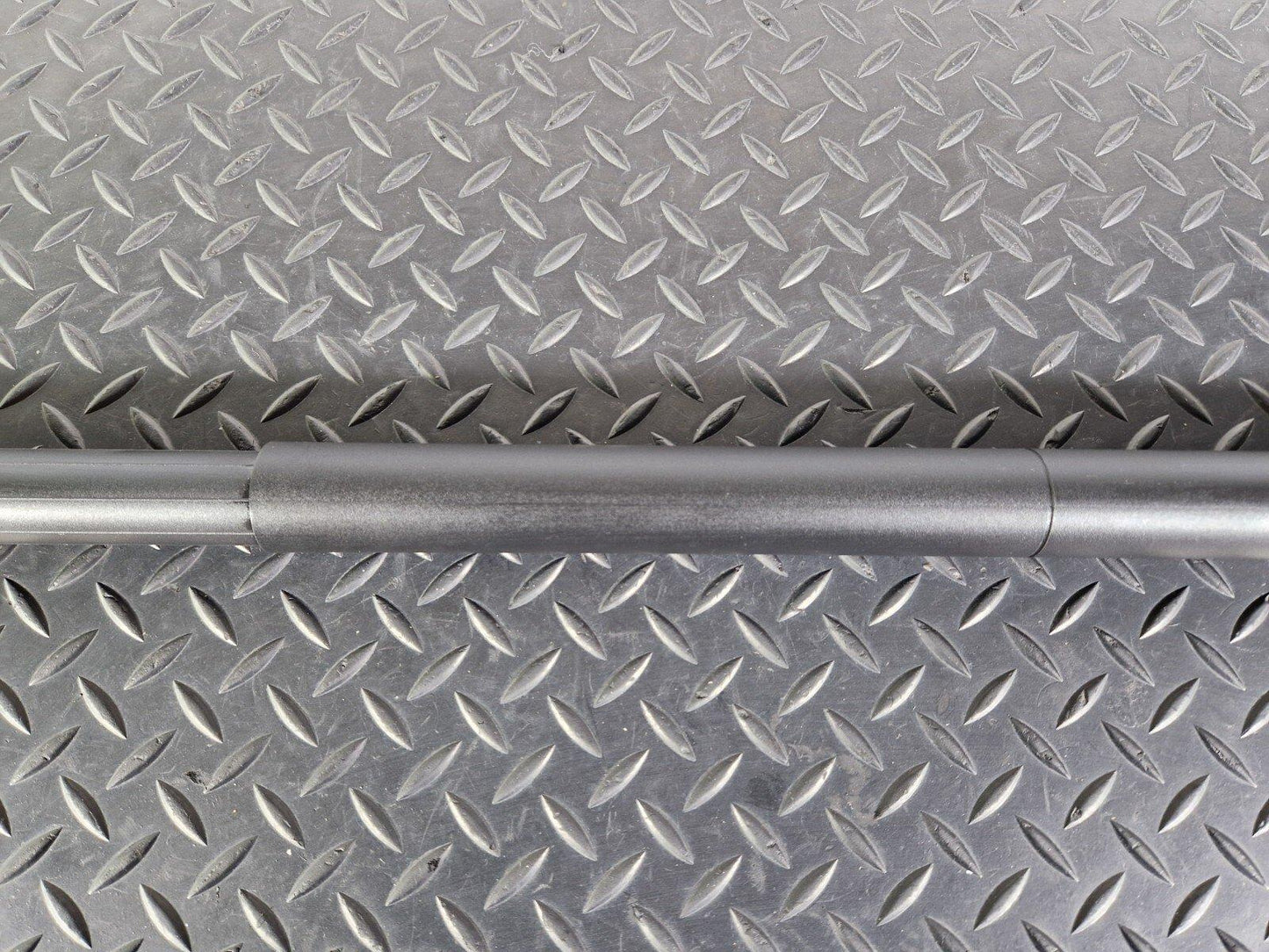 14-19 MERCEDES BENZ GLA X156 OEM REAR RIGHT TAILGATE SUPPORT STRUT A1569800764