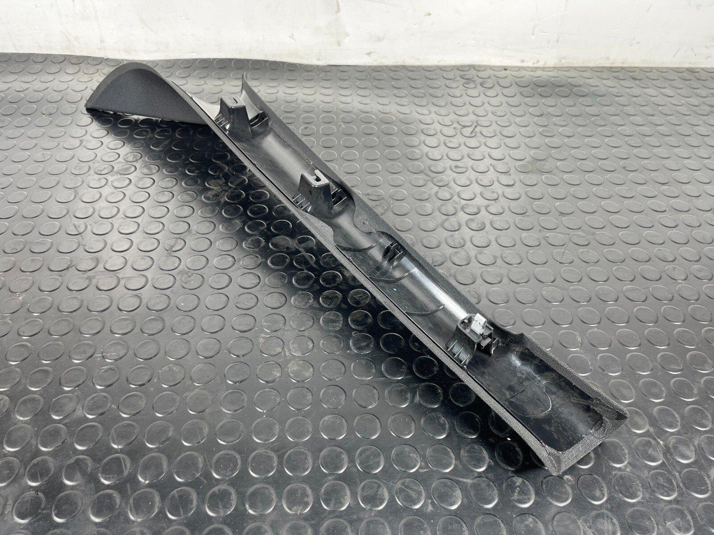 14-21 BMW 2 SERIES M-SPORT F45 F46 FRONT RIGHT DRIVER SIDE A-PILLAR TRIM BLACK