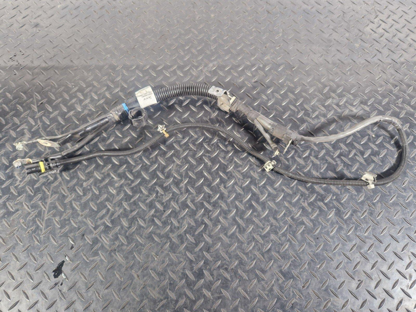 14-21 MERCEDES BENZ C300h W205 STARTER / ALTERNATOR CABLE A2055404003