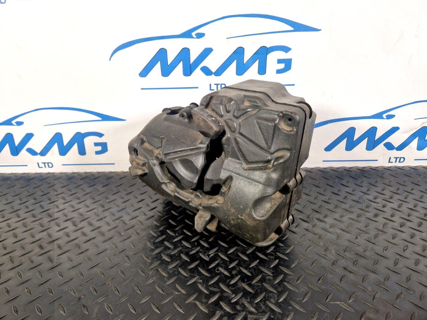 17-20 VW GOLF MK7.5 MK7 GENUINE A/C COMPRESOR SOUND ABSORBER 12E820600