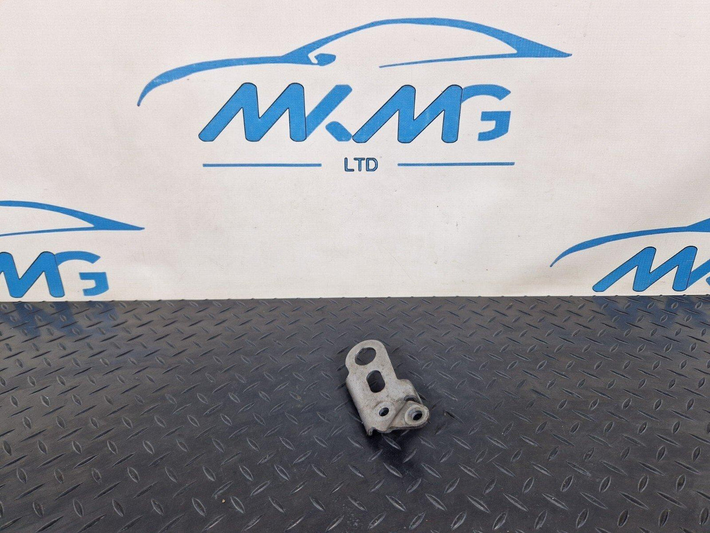 18-ON MERCEDES SPRINTER W907 W910 ENGINE SUPPORT BRACKET A6512230841