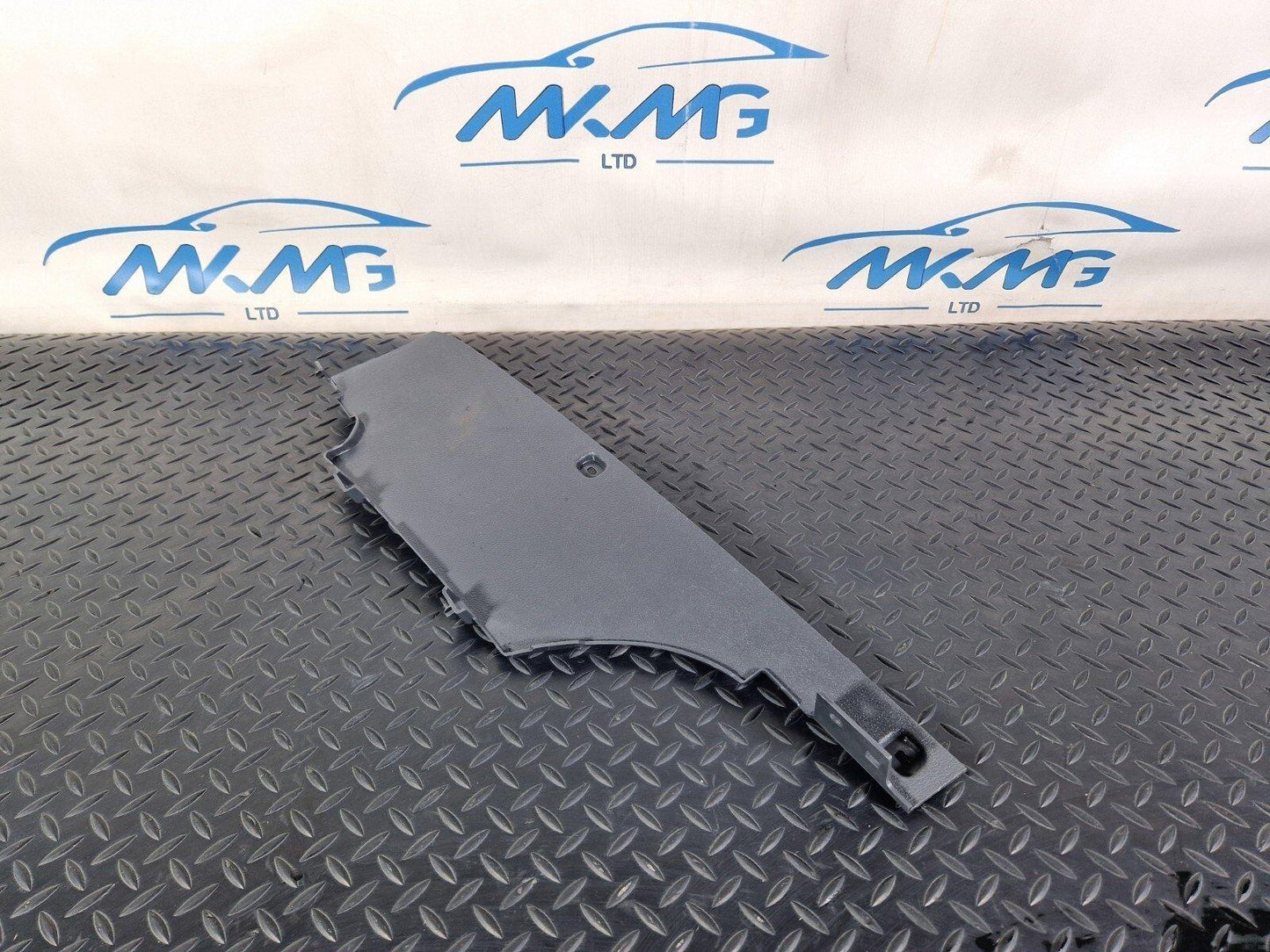 18-ON MERCEDES BENZ SPRINTER W907 W910 PANEL TRIM DASHBOARD COVER A9106804400