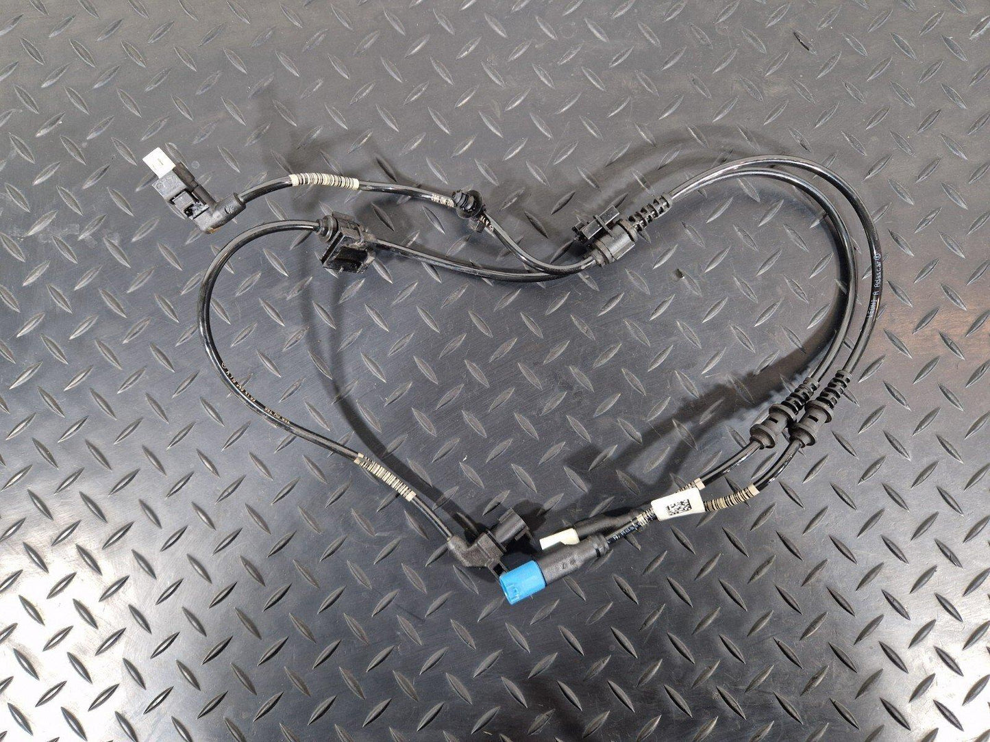 18-ON MERCEDES BENZ SPRINTER W907 W910 2.2 CDI CABLE HARNESS A9105402905