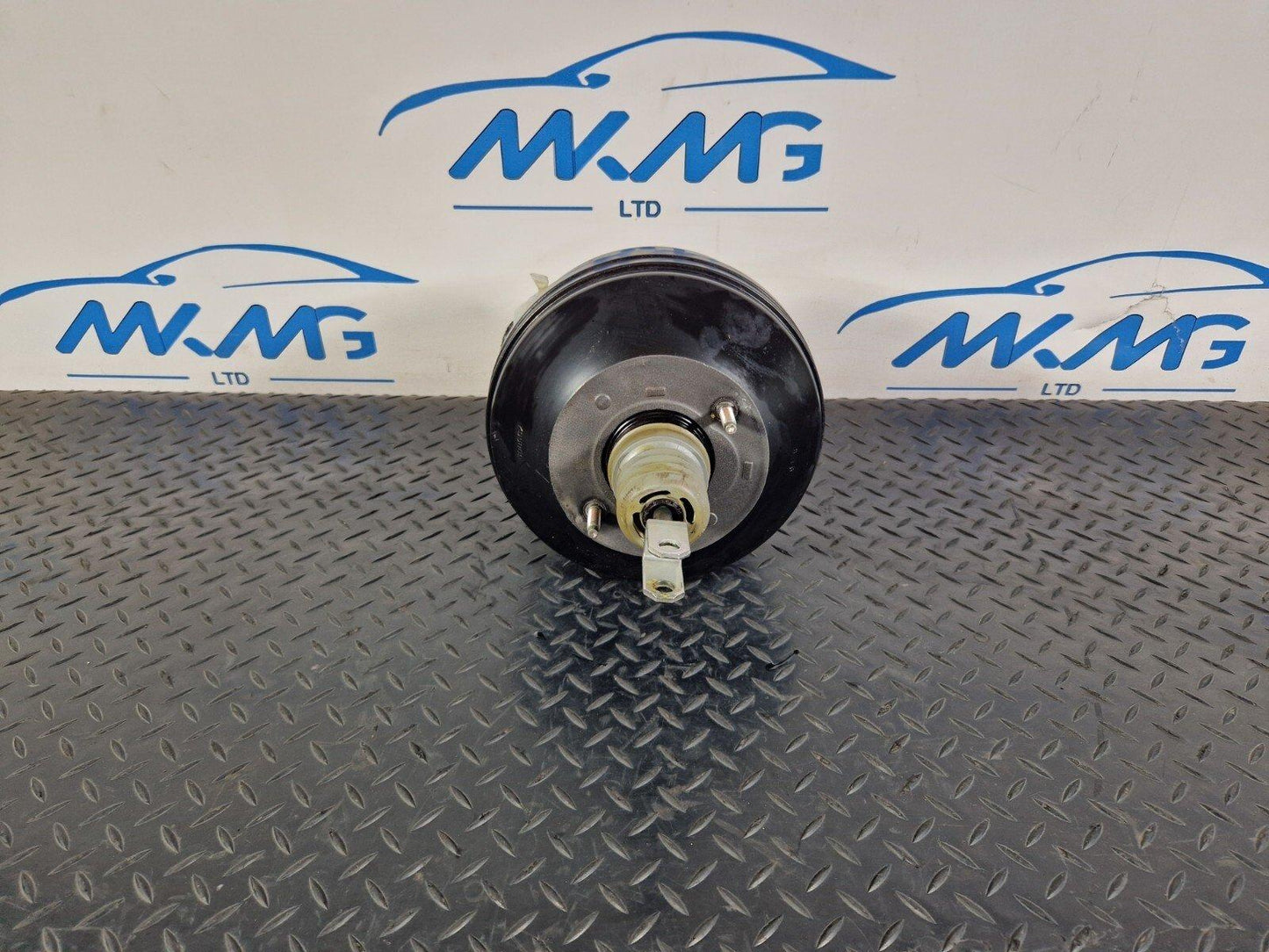 12-18 BMW 3 &4 SERIES F30 F31 F32 F33 BRAKE SERVO & MASTER CYLINDER 0204807869