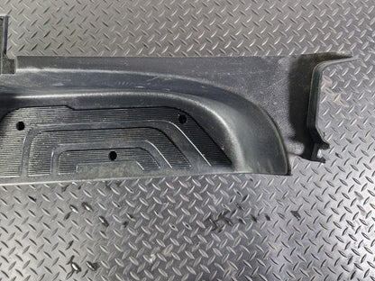 18-ON MERCEDES BENZ SPRINTER W907 W910 SIDE STEP TRIM LEFT SIDE A9106860100